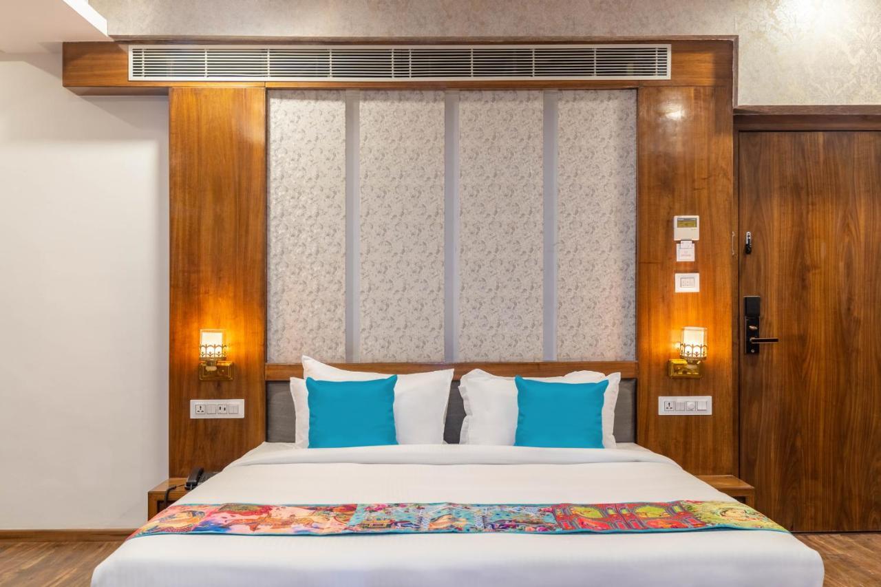 Hotel Pandora Grand, Udaipur- Nestled In Nature Wrapped In Luxury Exterior photo